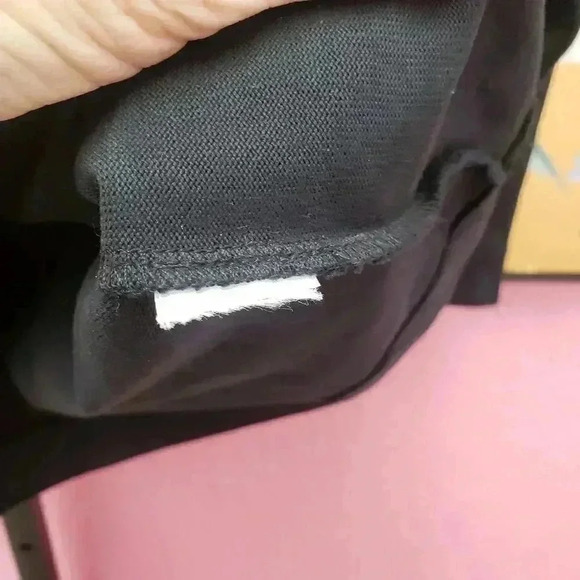 Kate Spade Saturday Black Slip Neck Top - Picture 3 of 4